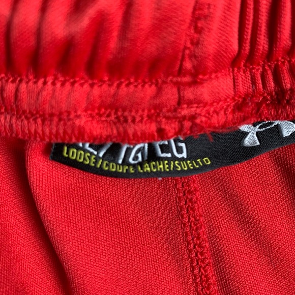 MENS UNDER ARMOUR ATHLETIC SHORTS - Picture 3 of 4